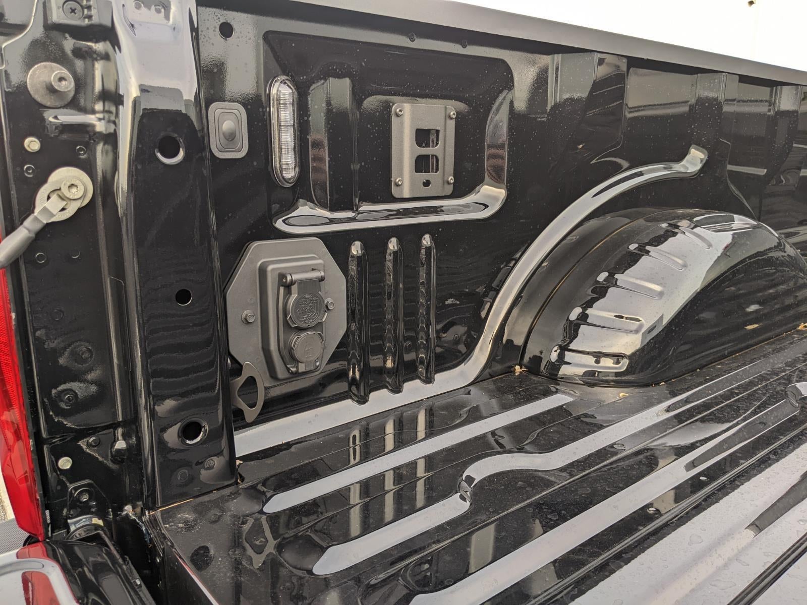 2026 Ford Super Duty F-350 DRW LARIAT