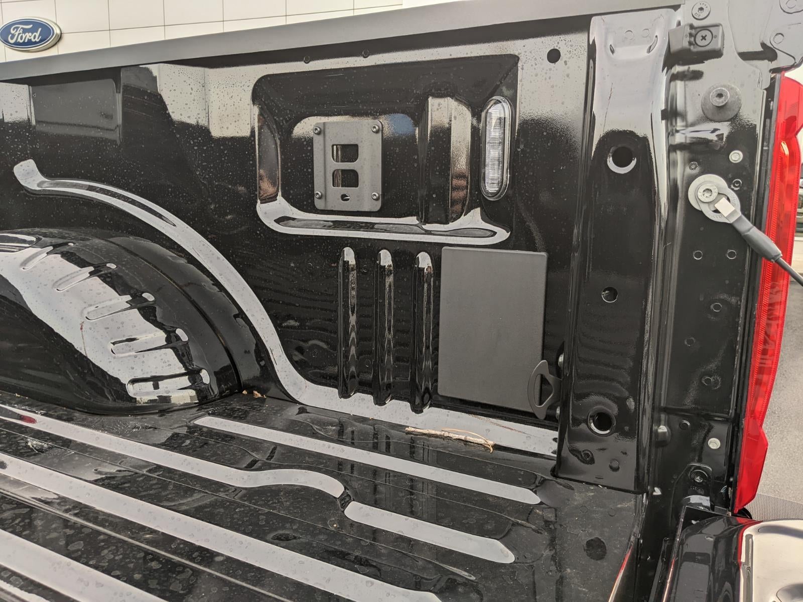 2026 Ford Super Duty F-350 DRW LARIAT