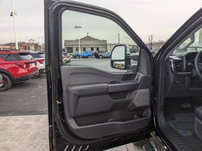 2026 Ford Super Duty F-350 DRW LARIAT