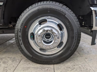 2026 Ford Super Duty F-350 DRW LARIAT