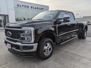 2026 Ford Super Duty F-350 DRW LARIAT