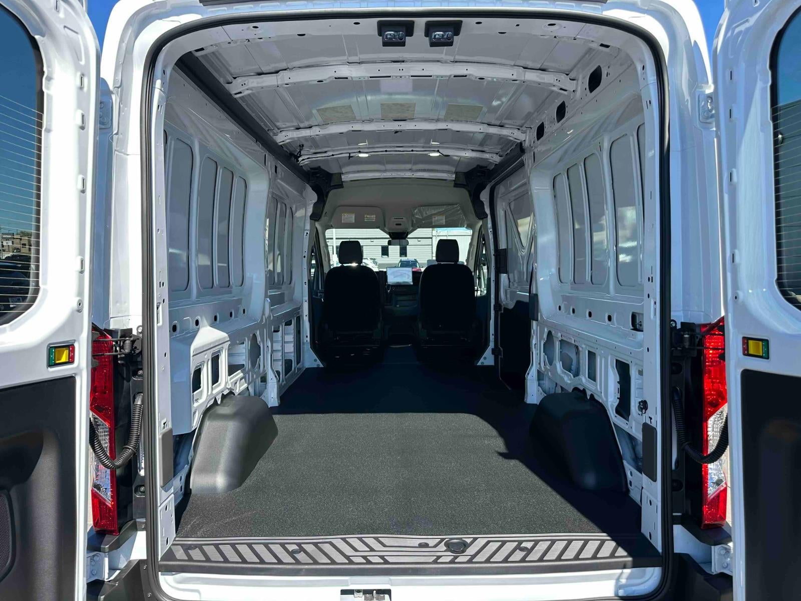 2026 Ford Transit Cargo Van T-250 148 MED RF 9150 GV
