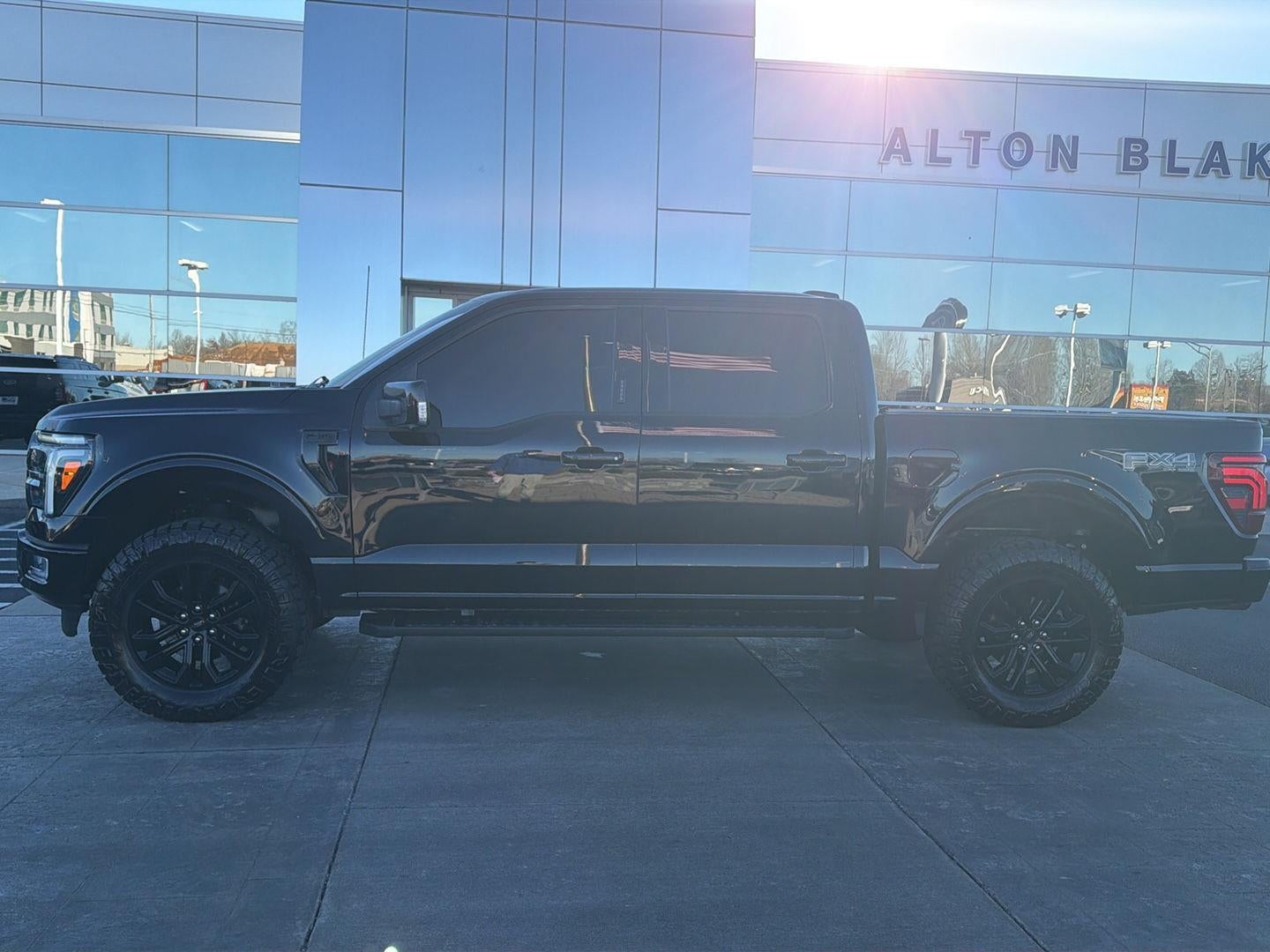 2024 Ford F-150 LARIAT