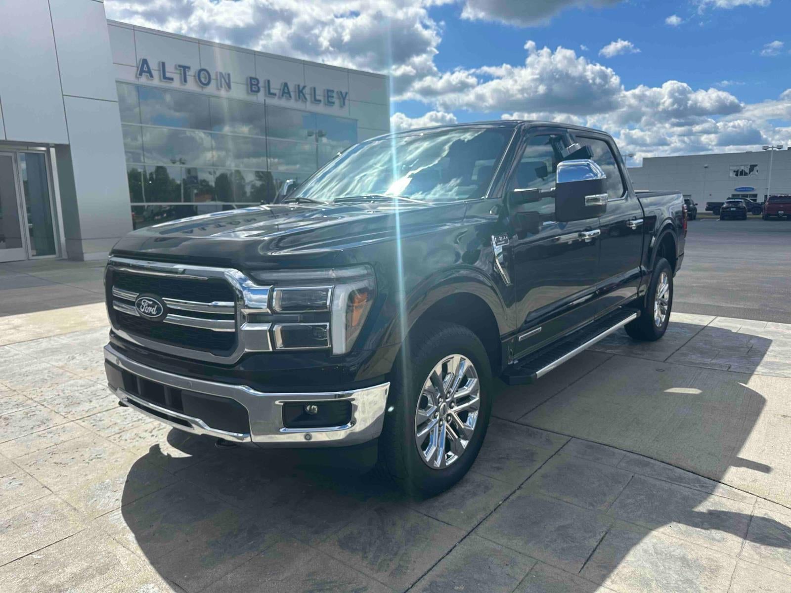 2025 Ford F-150 LARIAT