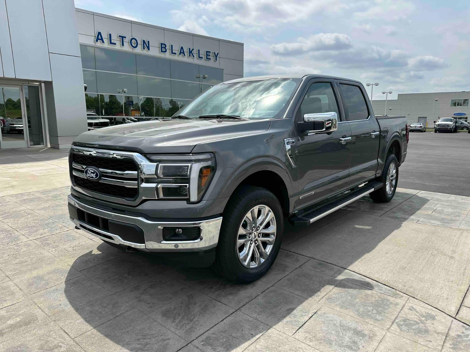 2025 Ford F-150 LARIAT