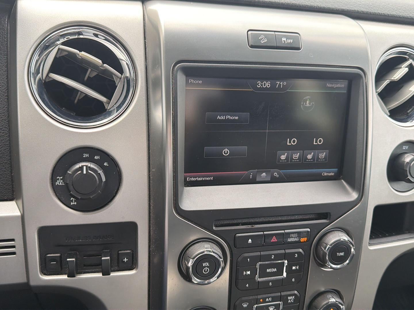 2014 Ford F-150 4WD SUPERCAB 145 XLT