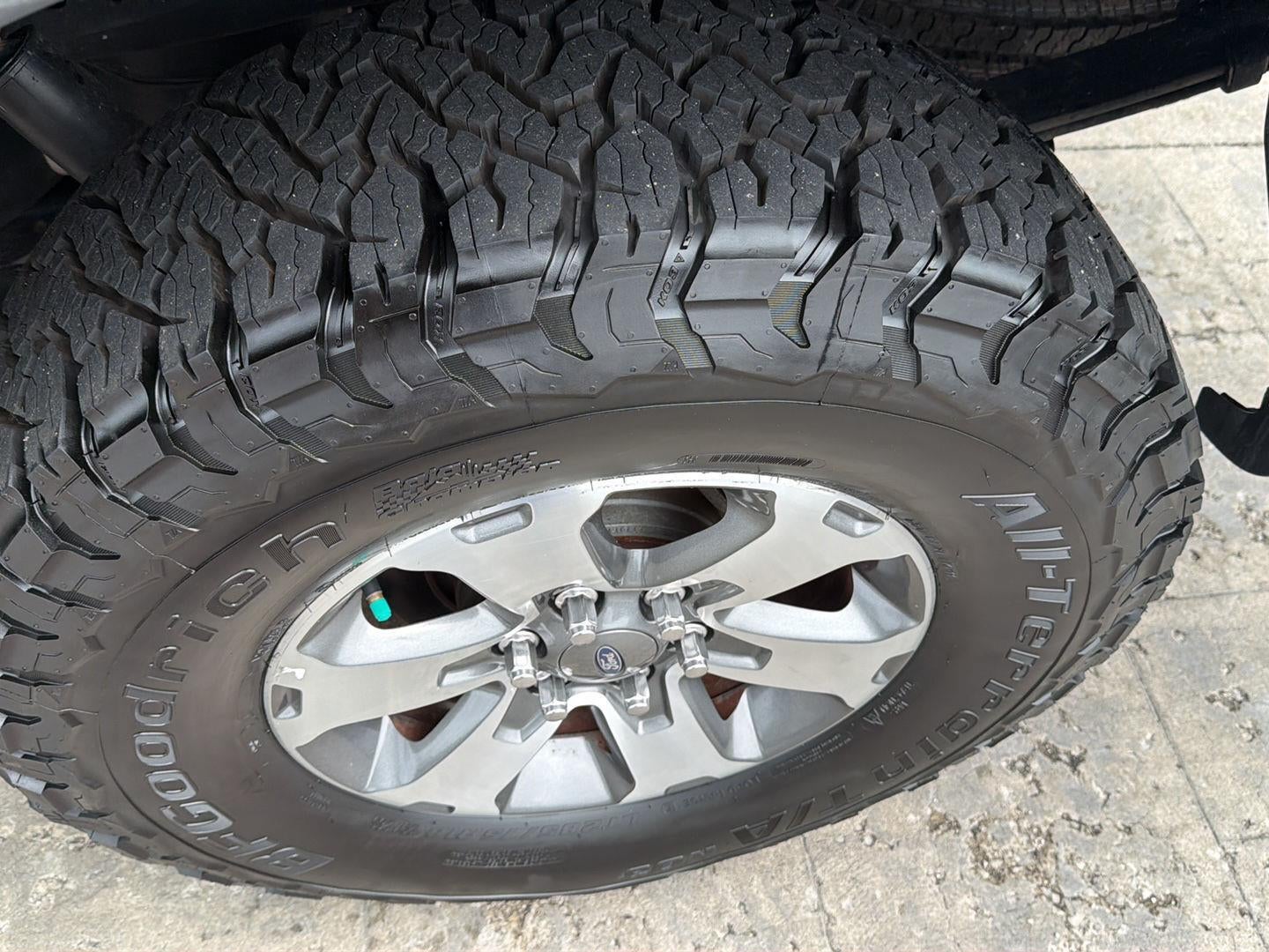 2014 Ford F-150 4WD SUPERCAB 145 XLT