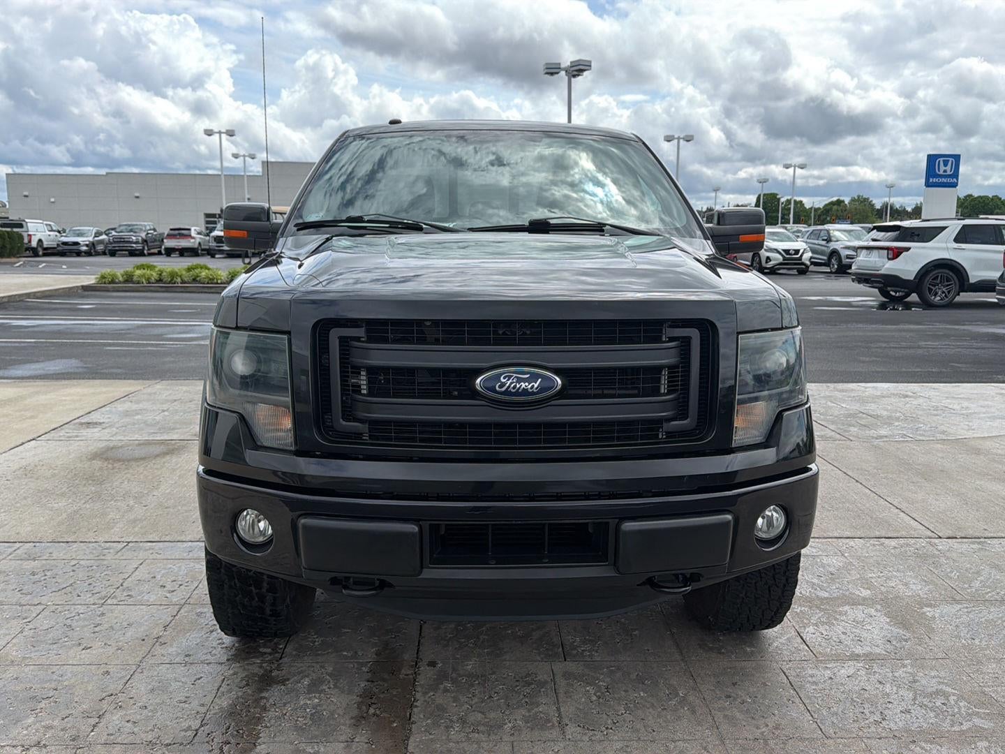 2014 Ford F-150 4WD SUPERCAB 145 XLT