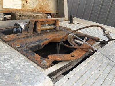 2004 Chevrolet CC8500 REGULAR CAB