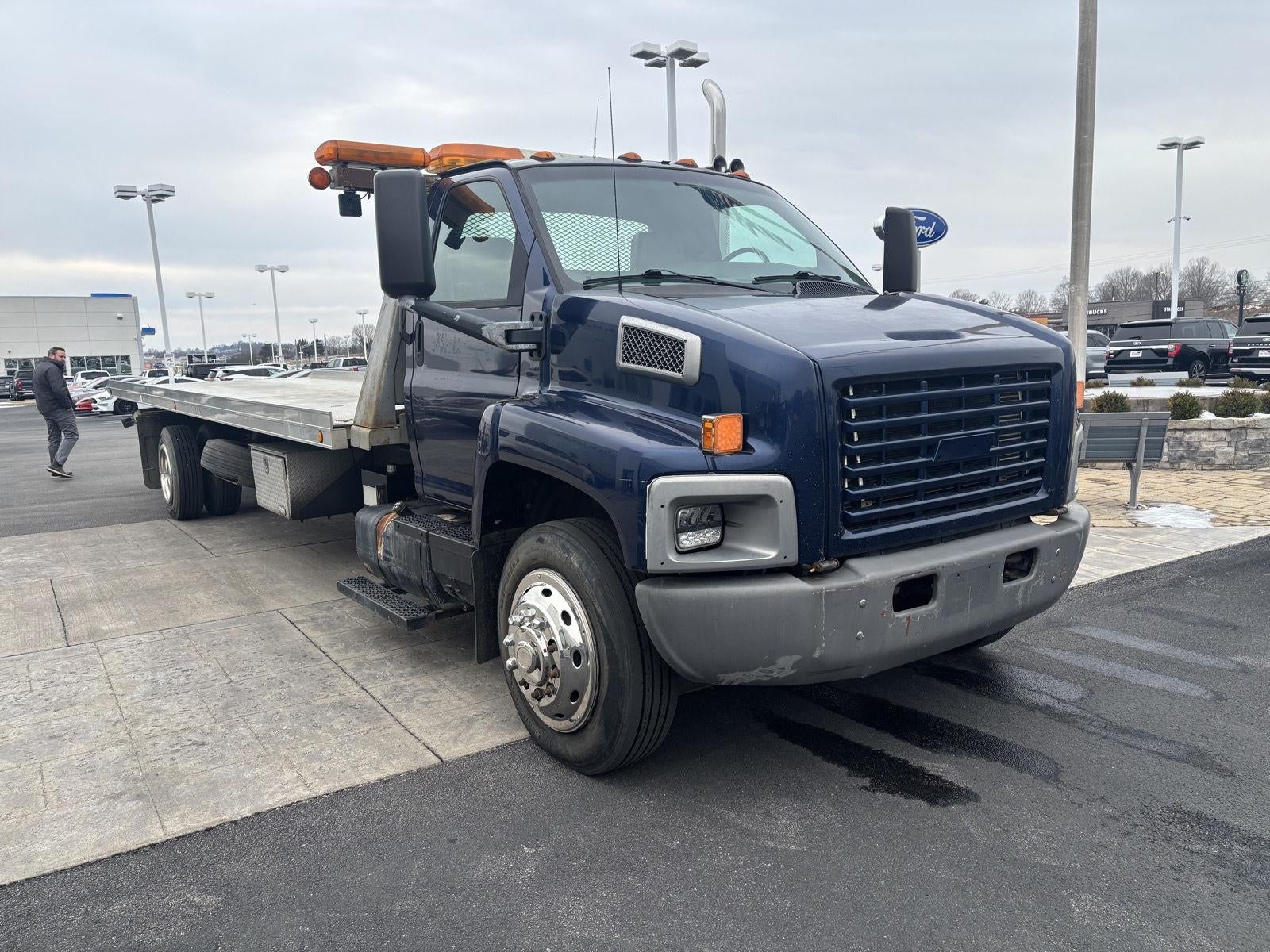 2004 Chevrolet CC8500 REGULAR CAB