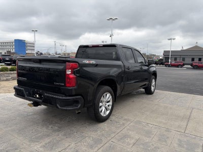 2022 Chevrolet Silverado 1500 Custom