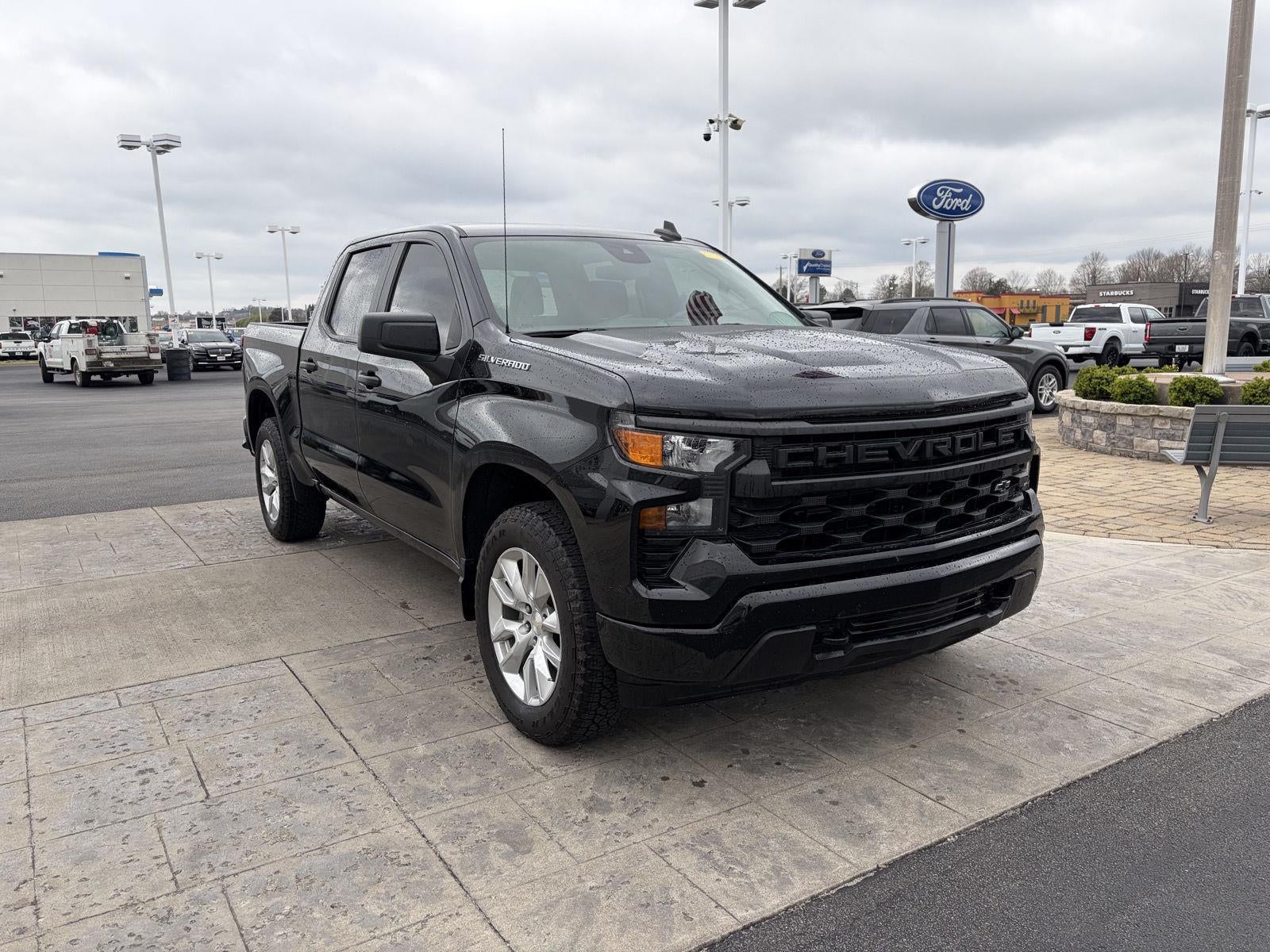 2022 Chevrolet Silverado 1500 Custom