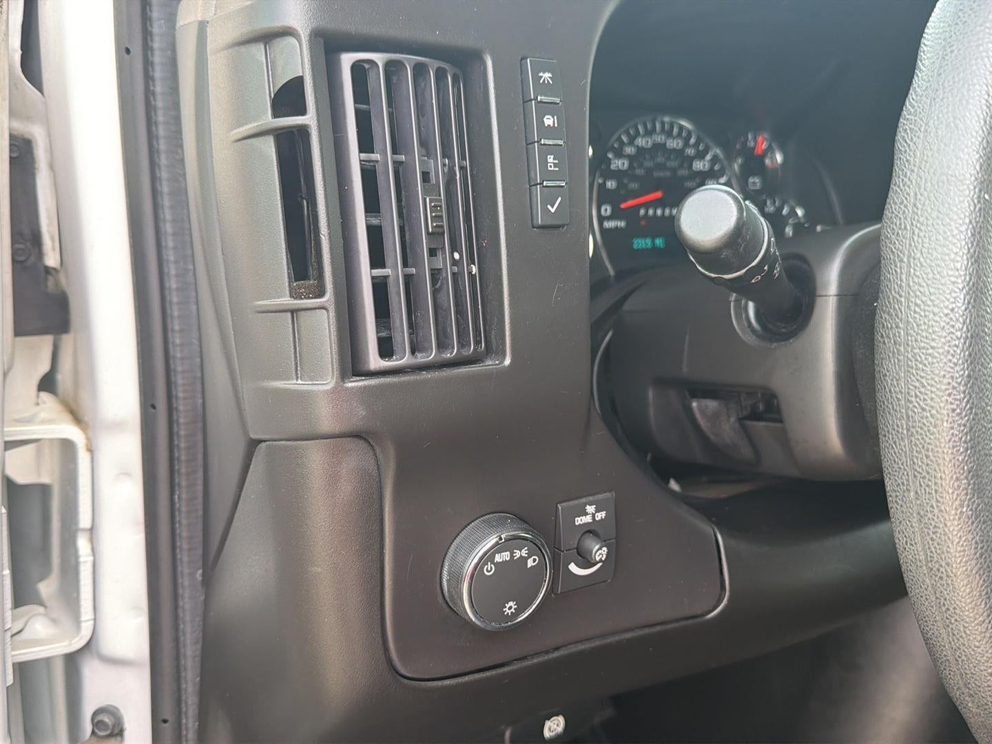 2021 GMC Savana Cargo Van RWD 2500 135