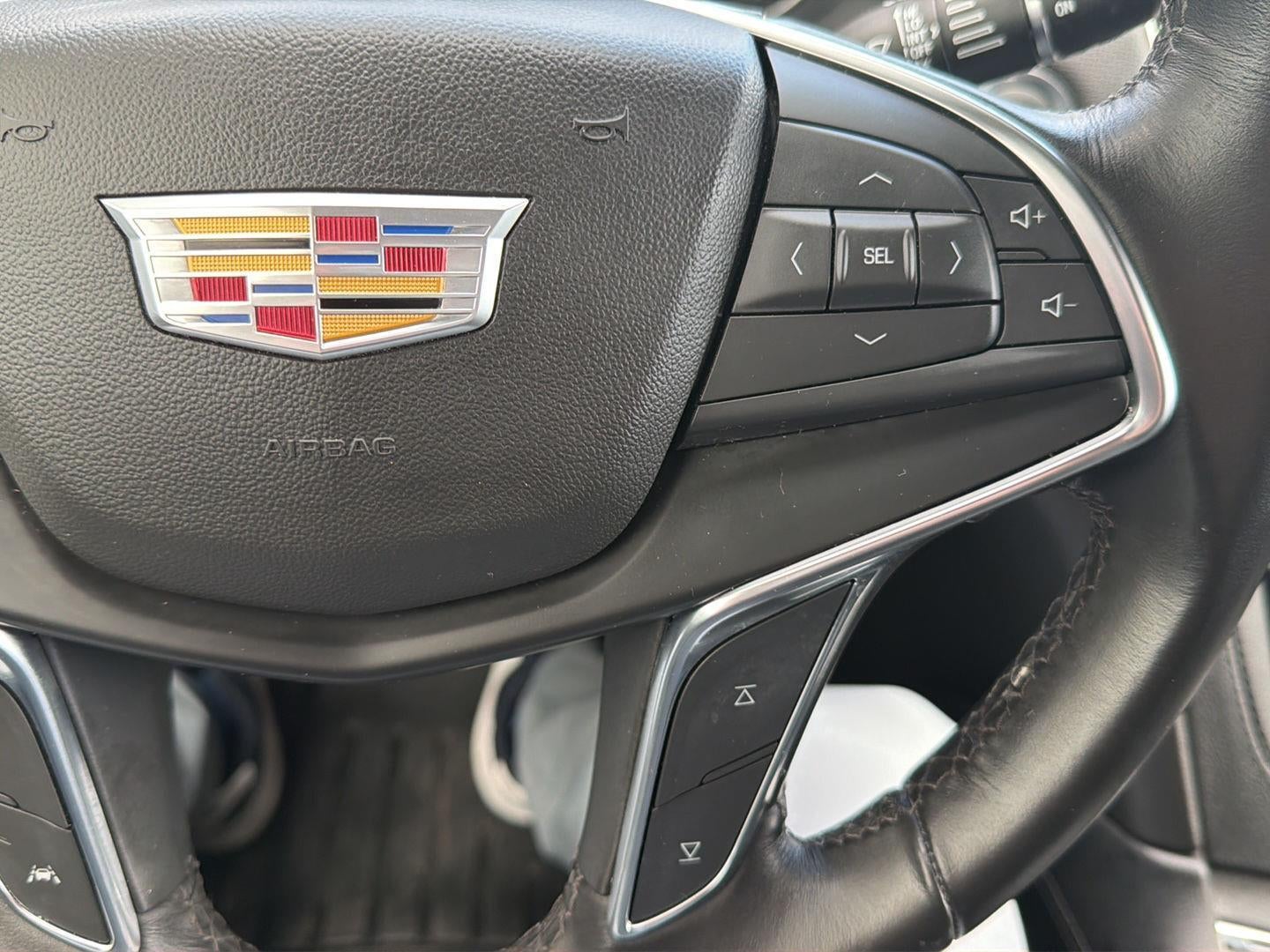 2023 Cadillac XT5 FWD Luxury
