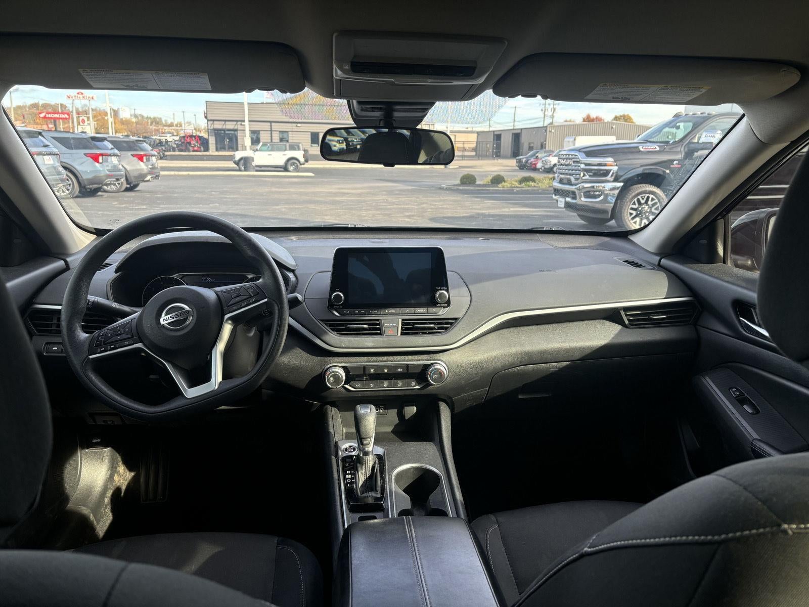 2022 Nissan Altima 2.5 SV