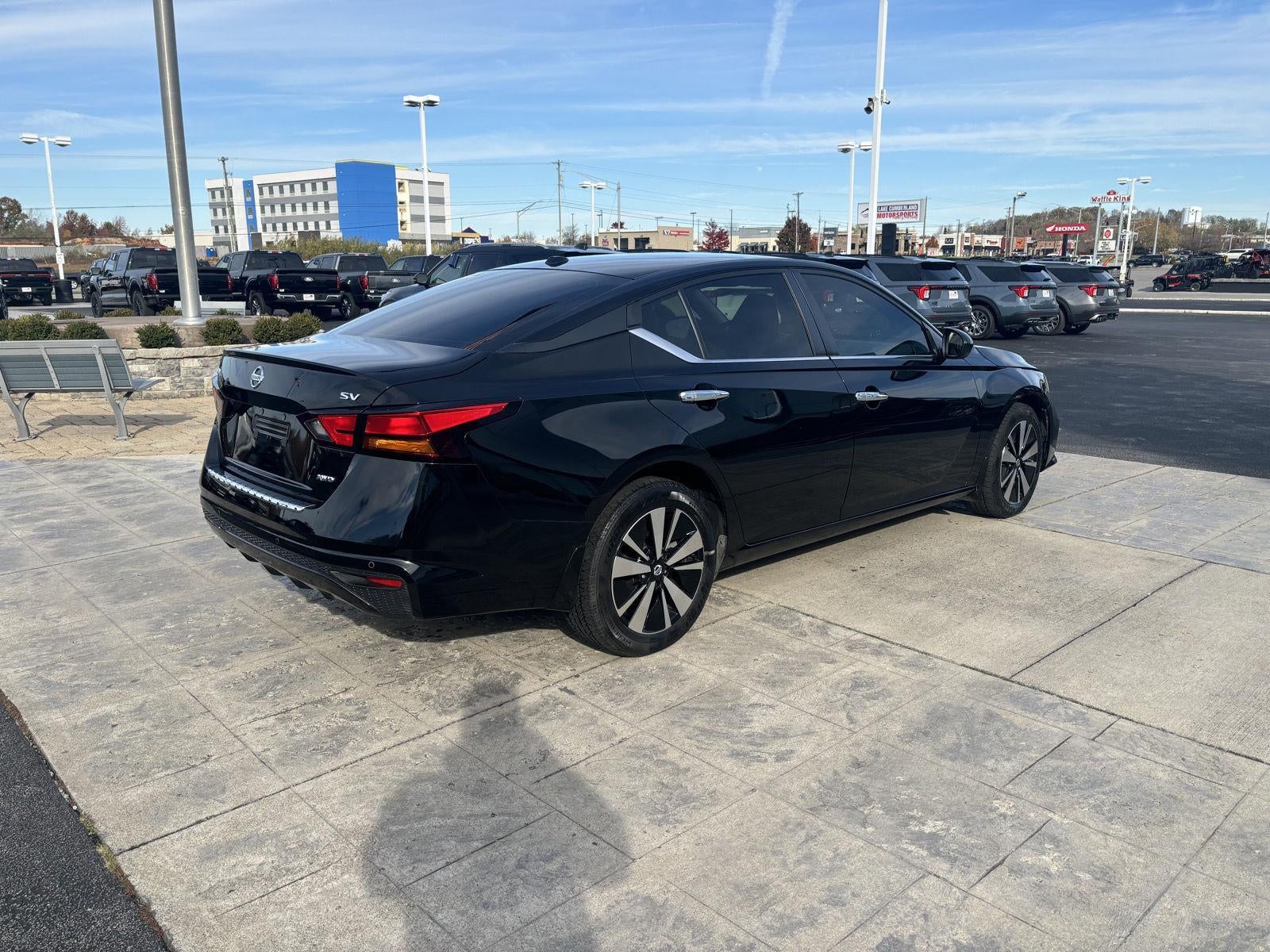 2022 Nissan Altima 2.5 SV