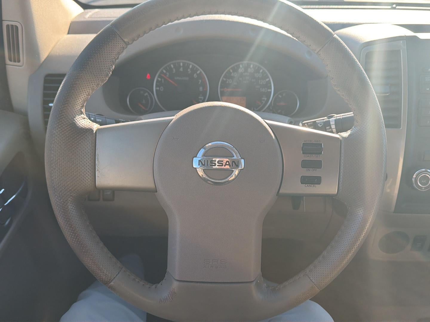 2010 Nissan Frontier LE