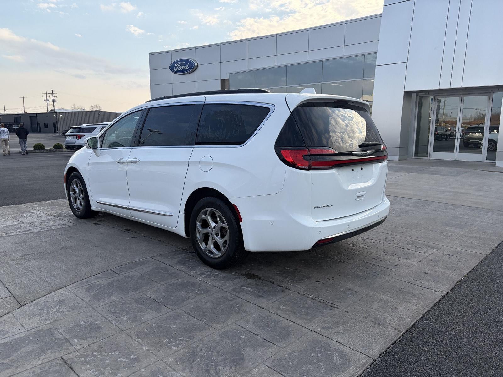 2022 Chrysler Pacifica Limited
