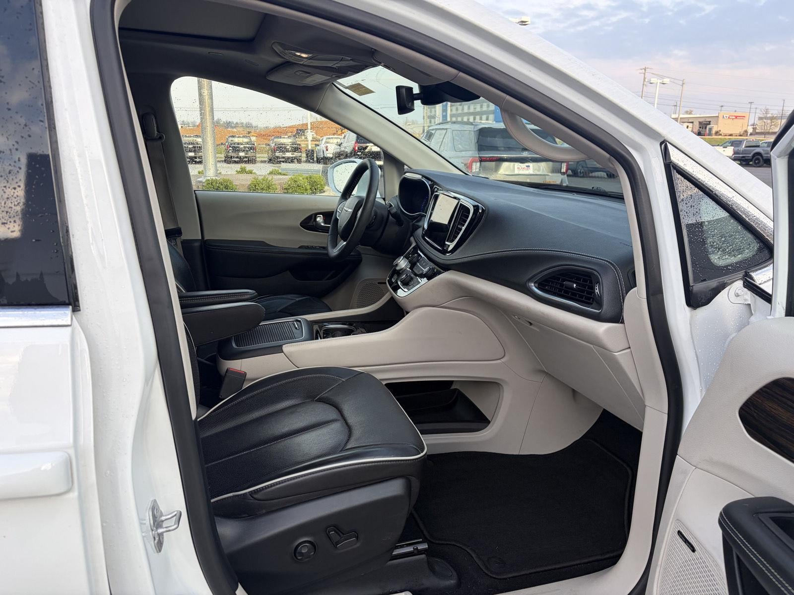 2022 Chrysler Pacifica Limited