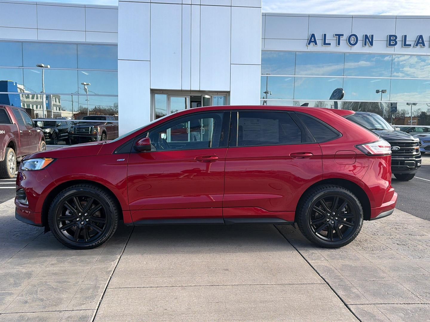 2024 Ford Edge ST-Line