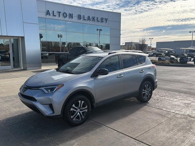 2017 Toyota RAV4 LE