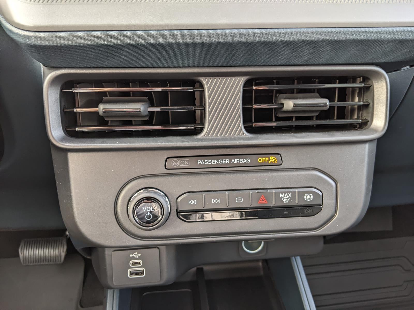 2025 Ford Maverick XL