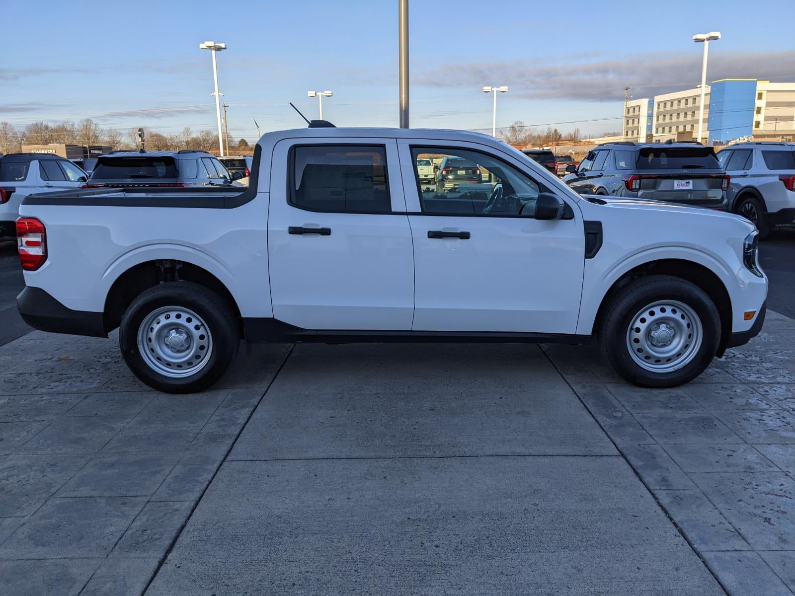 2026 Ford Maverick XL