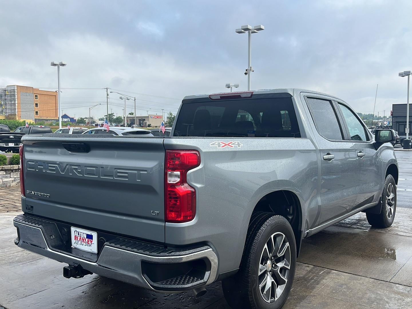 2024 Chevrolet Silverado 1500 LT