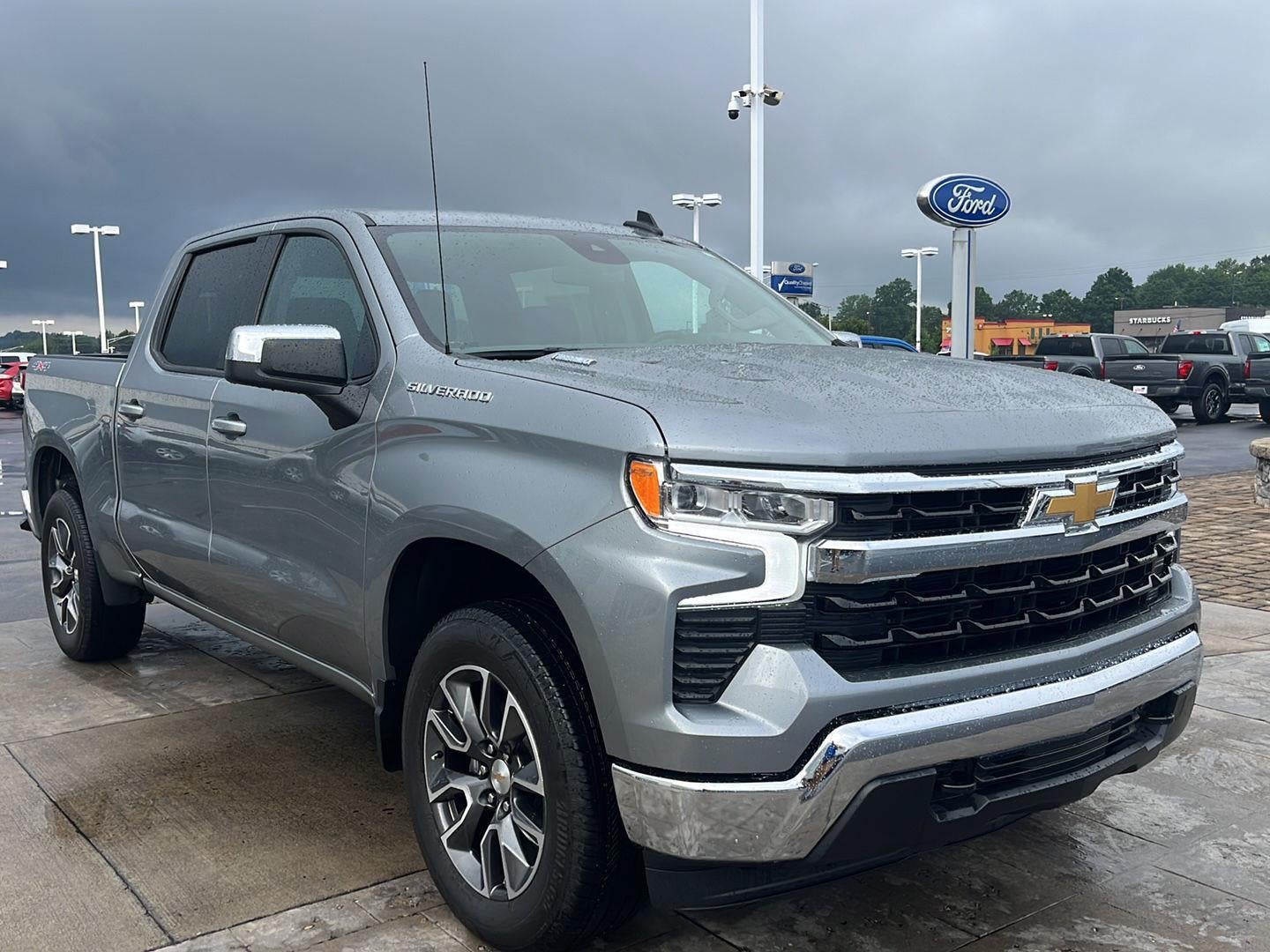 2024 Chevrolet Silverado 1500 LT