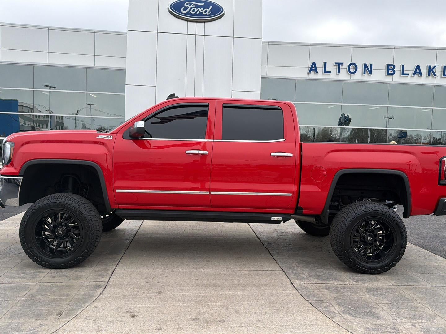 2018 GMC Sierra 1500 SLT
