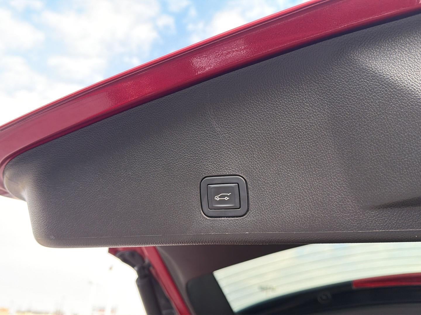 2016 Cadillac SRX Performance Collection