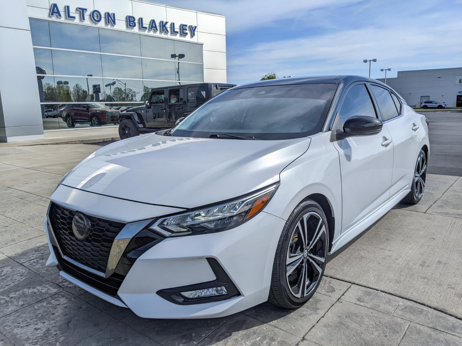 2023 Nissan Sentra SR