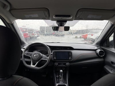 2021 Nissan Kicks SR