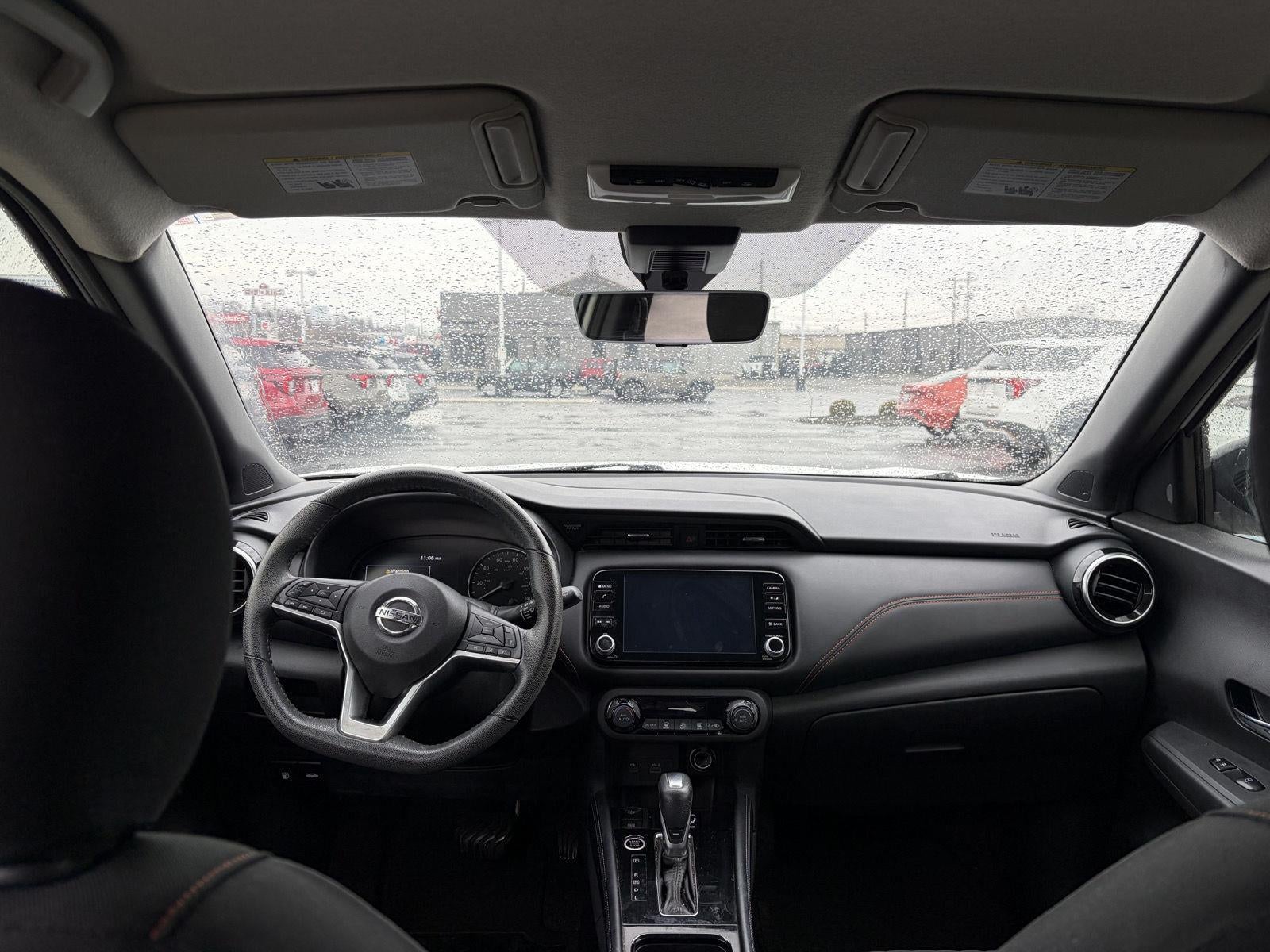 2021 Nissan Kicks SR