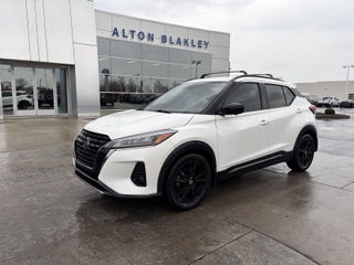 2021 Nissan Kicks SR