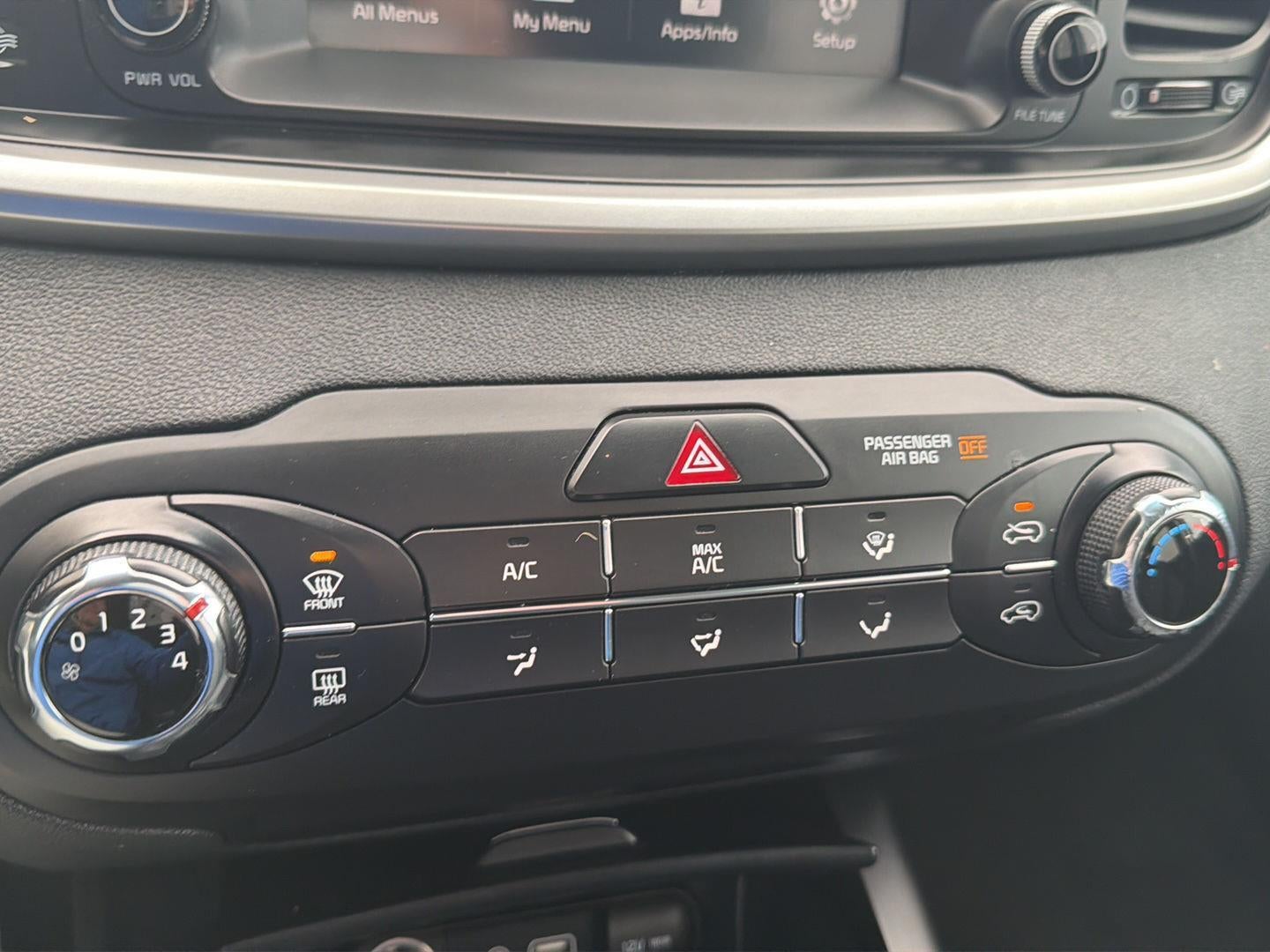 2020 Kia Sorento LX V6