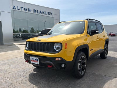 2023 Jeep Renegade Trailhawk