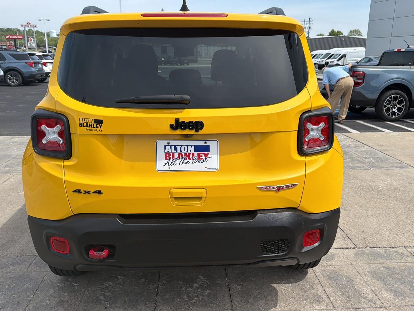 2023 Jeep Renegade Trailhawk
