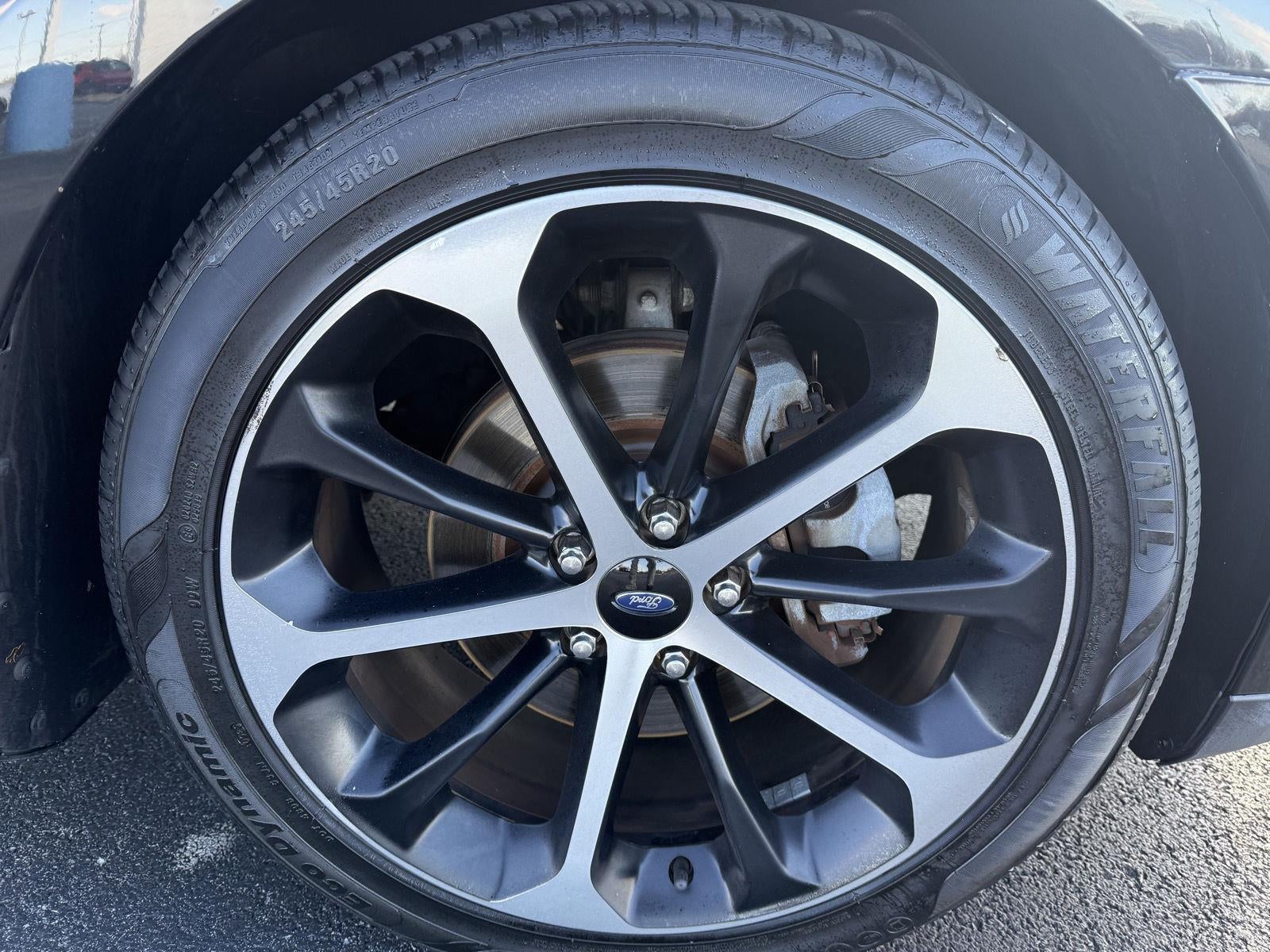 2015 Ford Taurus SEL