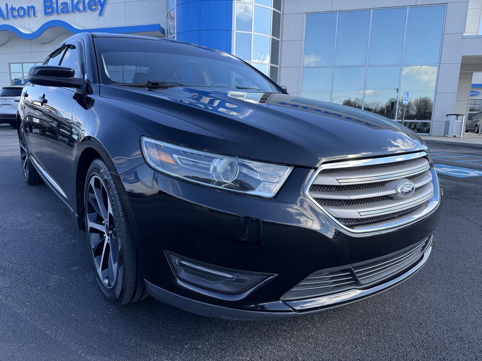 2015 Ford Taurus SEL
