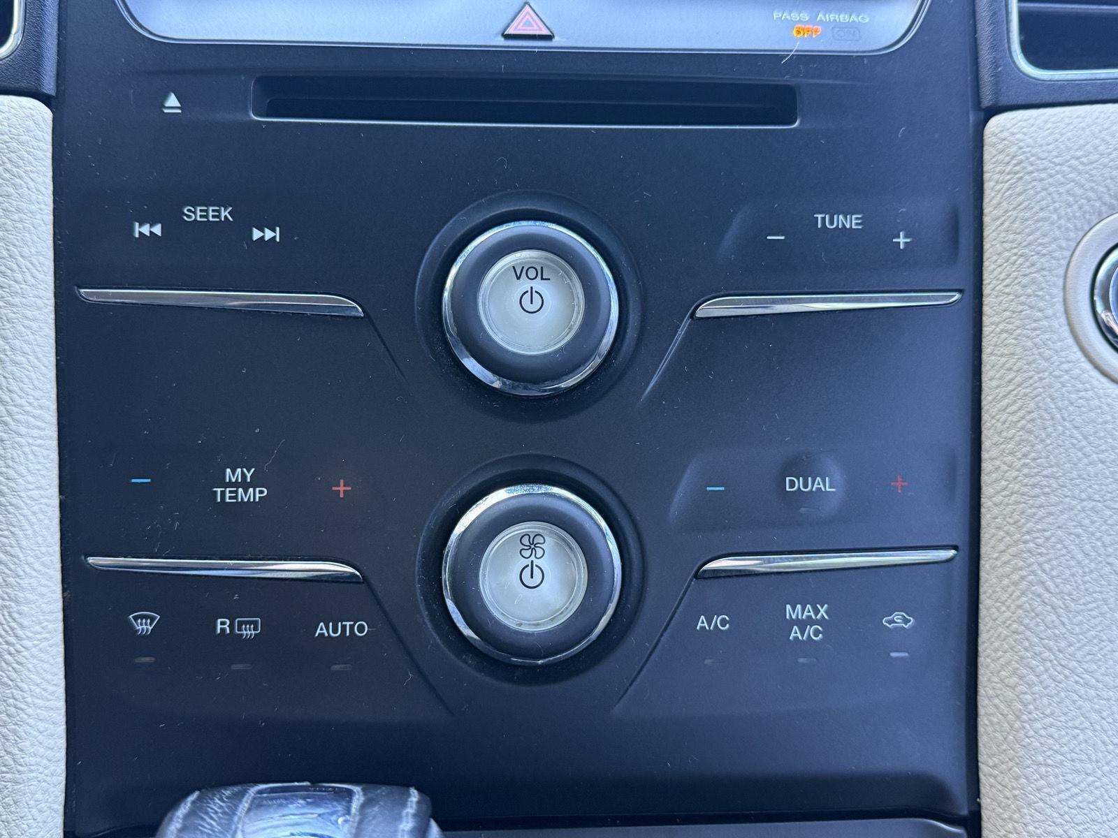 2015 Ford Taurus SEL