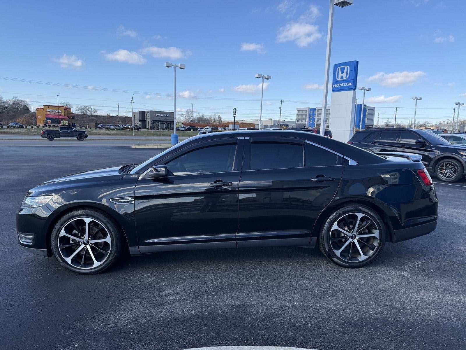 2015 Ford Taurus SEL
