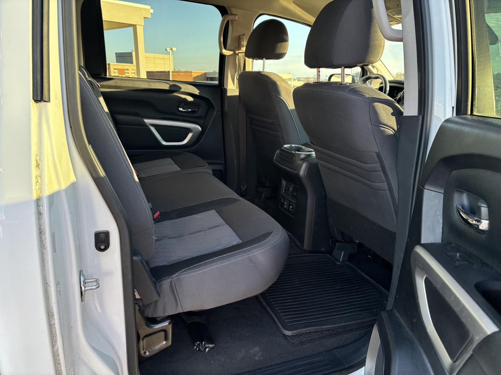 2021 Nissan Titan SV