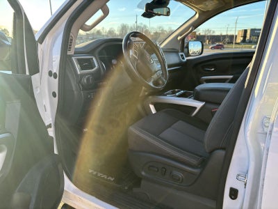 2021 Nissan Titan SV