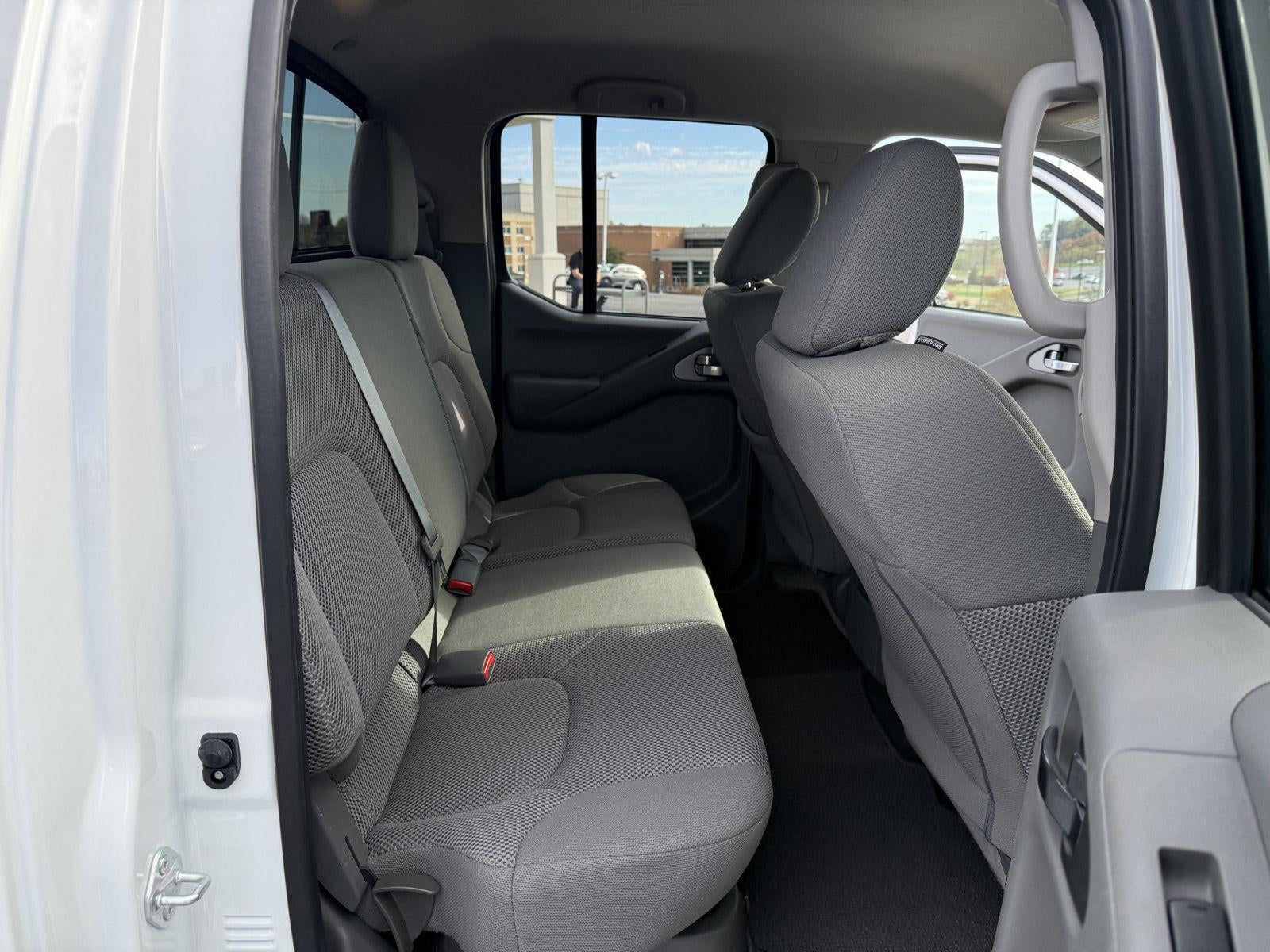 2021 Nissan Frontier SV