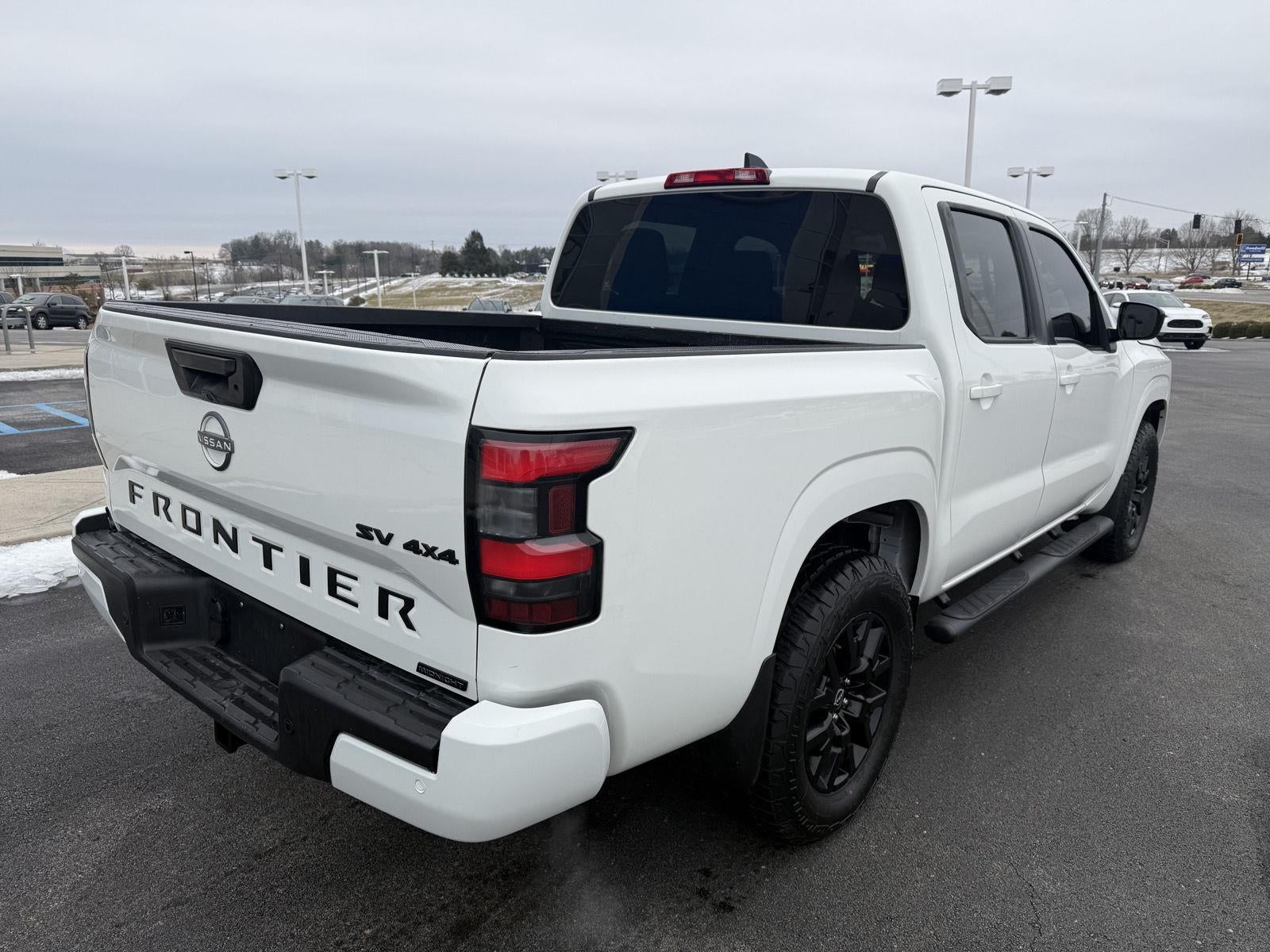 2023 Nissan Frontier SV