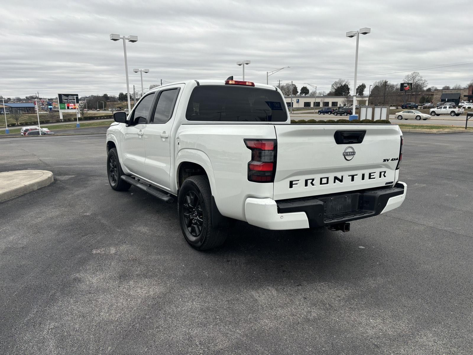 2023 Nissan Frontier SV