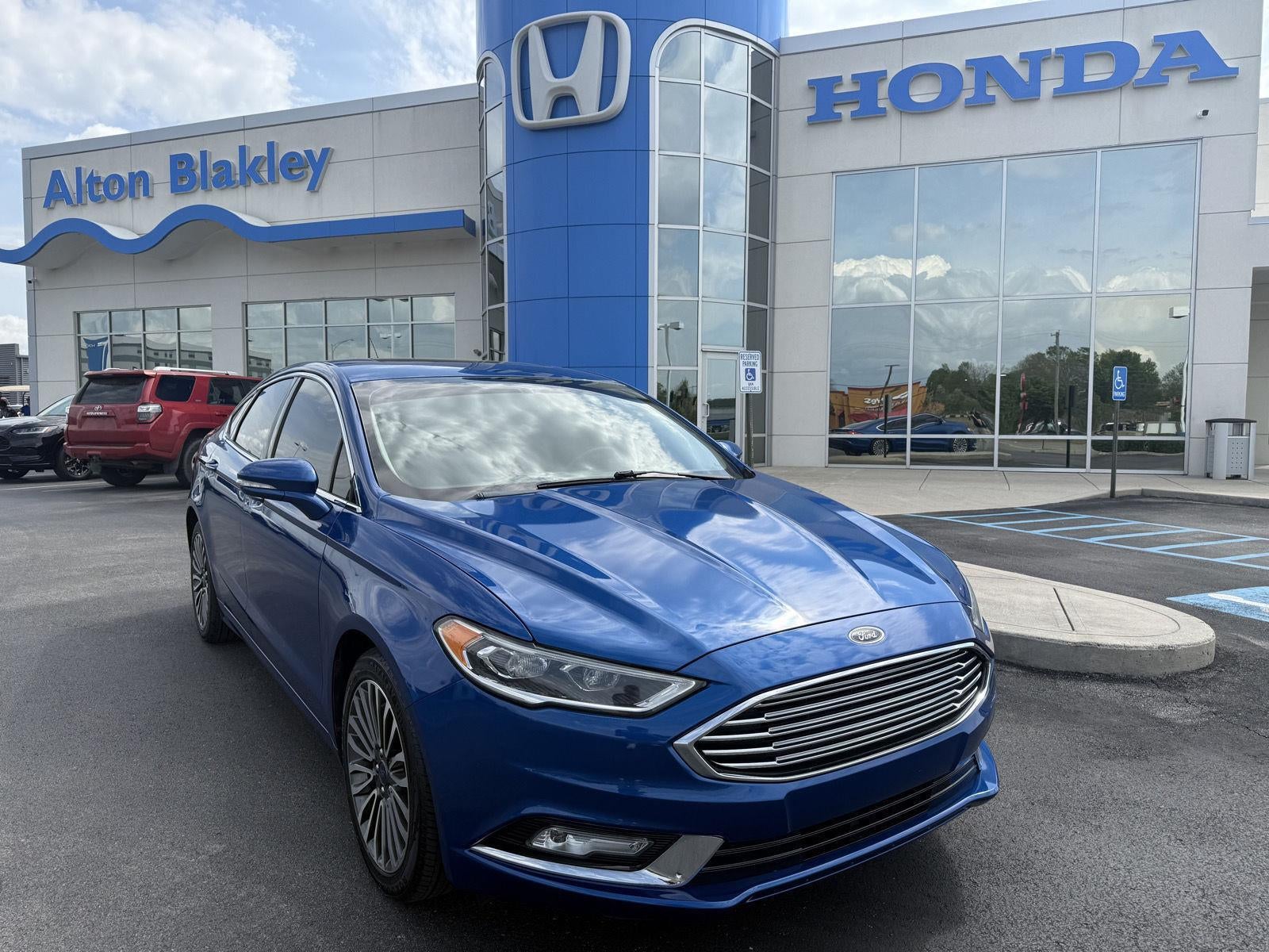 2017 Ford Fusion SE