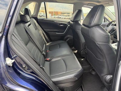 2022 Toyota RAV4 Hybrid XLE Premium