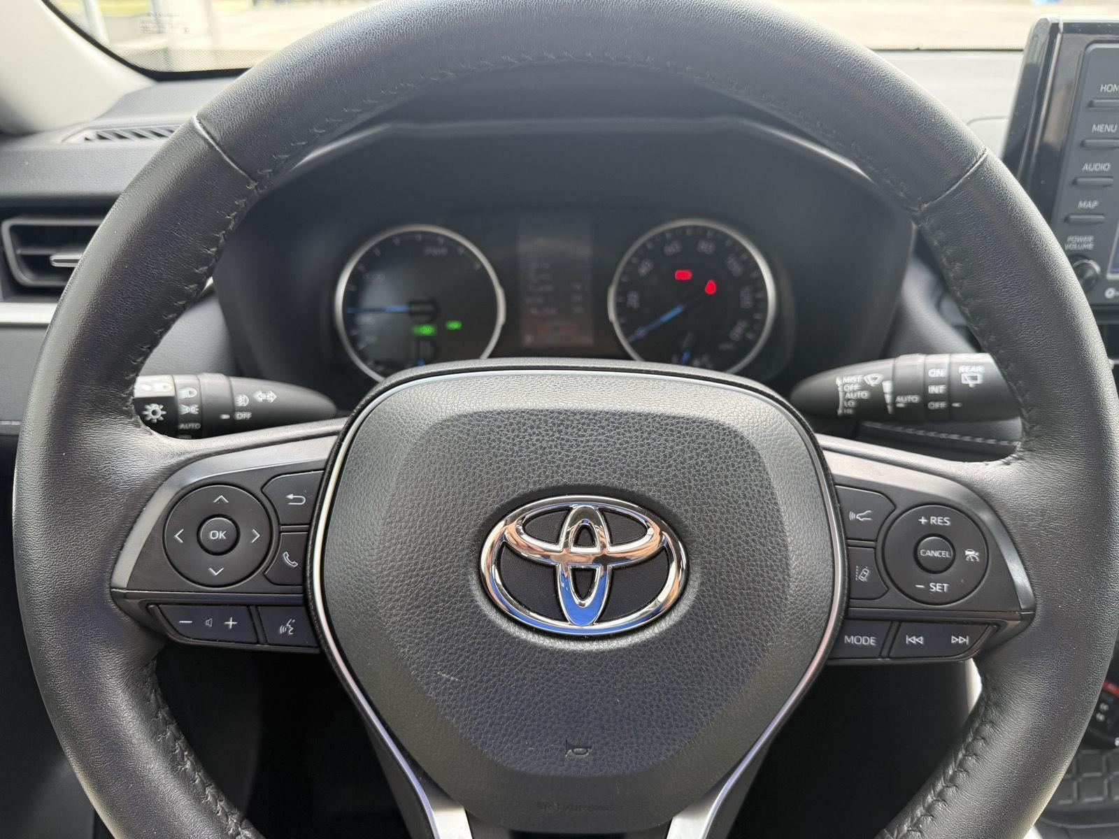 2022 Toyota RAV4 Hybrid XLE Premium